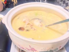 鲍鱼花胶鸡-金龙·打边炉(南京西路店)