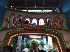 -蓝精灵乐园·世茂精灵之城主题乐园