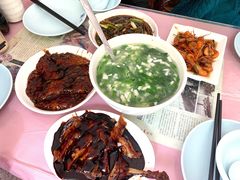 荠菜豆腐汤-蘭心餐厅(进贤路店)