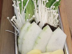 -沙胆彪炭炉牛杂煲(上海日月光广场店)