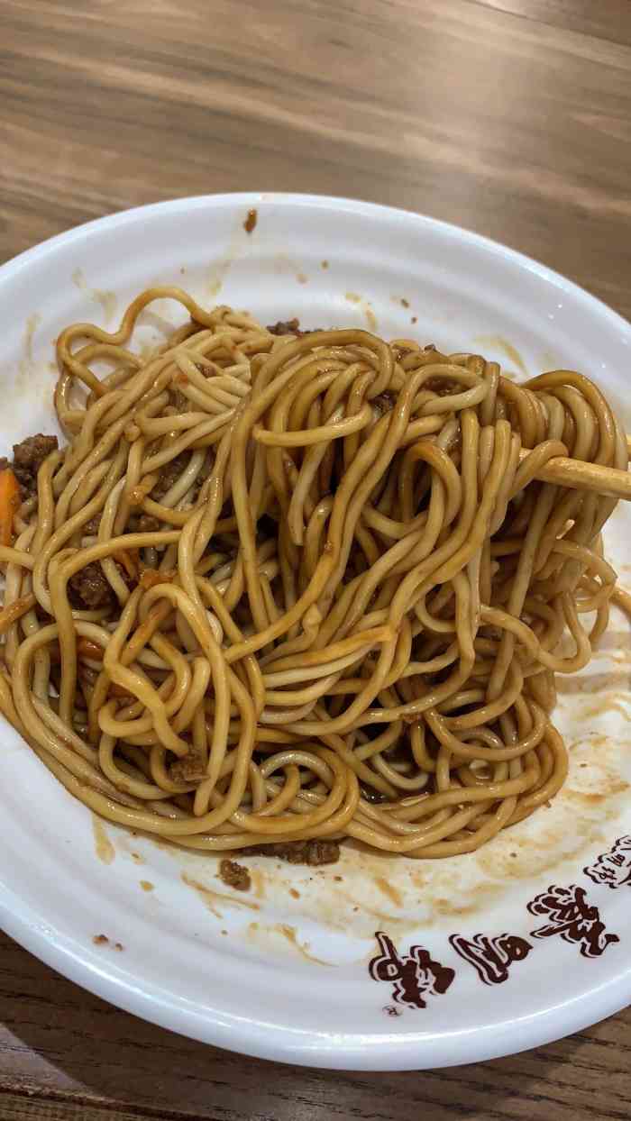 蔡明纬(万达店)-"作为一个大学在湖北上的人对热干面总有一种.