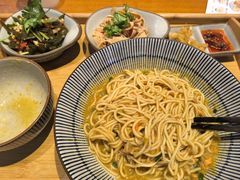 -龍堂蟹黄小笼包(万家丽店)
