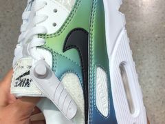 -NIKE上海青浦优选体验店