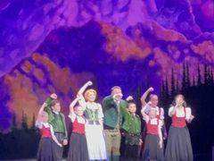 -交通银行前滩31演艺中心