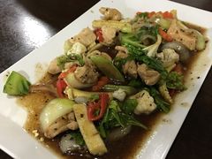 -ZF Seafood Restaurant 卓峰海鲜餐