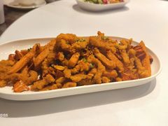 -巴特餐饮6加1音乐餐吧·新疆菜