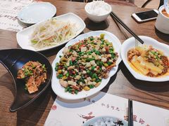 -舌尖上的食缘花园主题餐厅