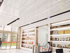 -珍岛信息技术（上海）股份有限公司