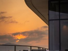 -瑰丽酒店·海吧·天际下午茶·现场DJ·天台酒吧