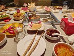 -海底捞火锅(宝龙广场夜宵主题店)