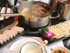-牛事制造局牛肉火锅(莲岳路店)