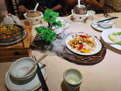 百合炒黄牛肝菌-云来居素食馆(南山店)