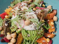 金枪鱼藜麦沙拉-HIGH FIVE哈福手工汉堡(桂林路店)