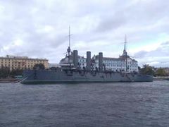 -阿芙乐尔号巡洋舰