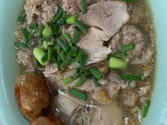 猪肉细米粉汤-榮泰米粉湯(Left Shop)