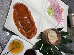 -梧桐北京烤鸭·铜锅涮肉(海岸城店)