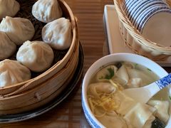 -笑来喜馄饨小笼工坊店(湖滨街店)