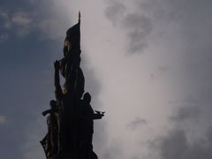 -人民防洪胜利纪念塔