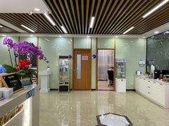 -茂菊口腔连锁(浦东南路店)