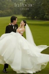 -乐派诗婚纱摄影