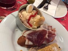 -Tapa Tapa