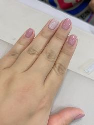 -iU美甲美睫
