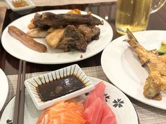 -广州万富希尔顿酒店·感趣自助餐厅·金秋蟹宴生蚝海鲜刺身
