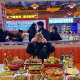 深夜食堂の扫地僧！宵夜被李氏承包了！