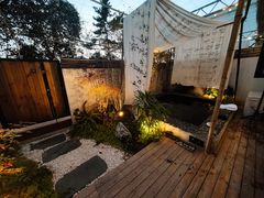 -悟空山宿陨石私汤温泉酒店(神舟大道地铁站店)