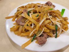 干炒牛河-玲又珑美食(盘福路店)
