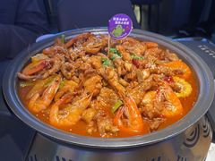 -徐记小怪兽肉蟹煲店(哈西万达金街店)