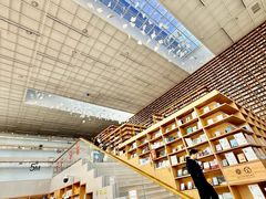 -朵云书院(滴水湖店)