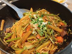 优质牛腩焖面-金豆角砂锅焖面(安贞店)