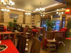 -山城年华老火锅(玉林店)