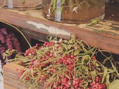 -FLOVIE FLORIST CAFE