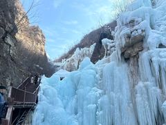 -大平台龙居瀑布旅游区
