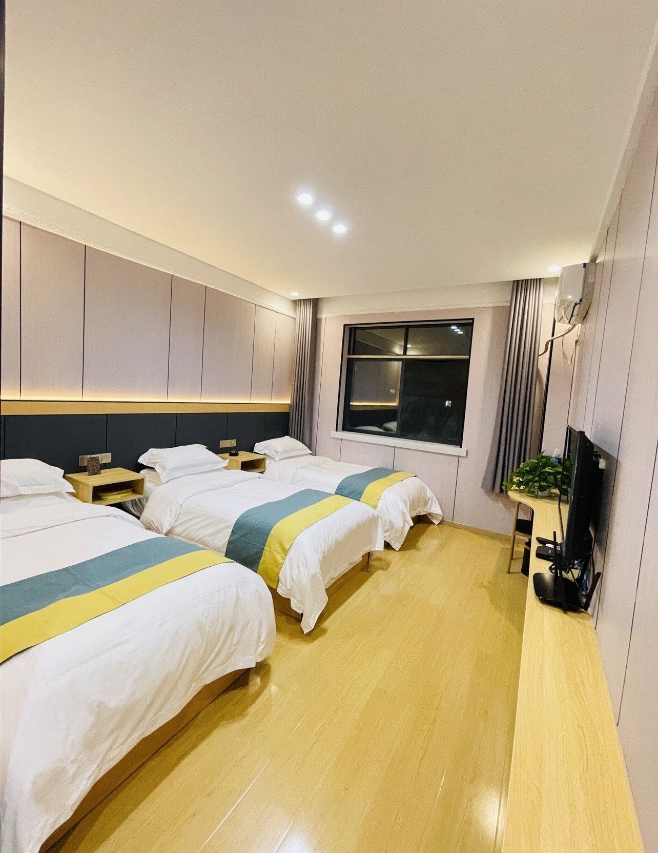 两当鸿鑫酒店,真的很不错,干净卫生,入住安心