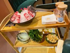 -喃喃椰·糟粕醋·椰子鸡火锅(七堡花园店)