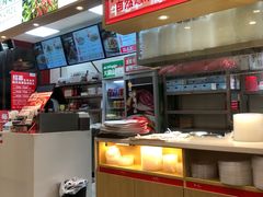 -牛吃草牛肉面(甬港南路店)
