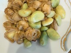 -赶海部落海鲜城(海阳路店)