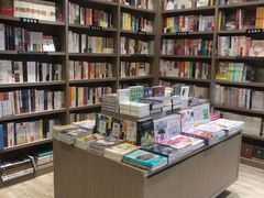 -钟书阁(群光广场店)