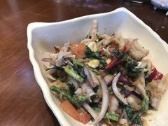 舂鸡脚-翠湖湾海鲜音乐餐厅