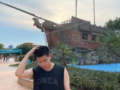 -汤山欢乐水世界