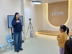 -蓝话筒·少儿成人演讲口才·主持朗诵·戏剧表演(大华第一坊店)