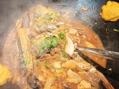 -高家小院铁锅炖大鹅(哈西高铁站店)