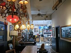 -拖板鞋咖啡旅行酒店(春熙路地铁站店)