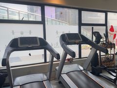 -GYMPLUS私教健身会馆(大悦城店)