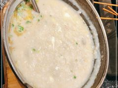 -何妹湿辣牛肉·粤式烧烤砂煲(桂雅路店)