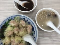 -新丰小吃(中山中路分店)