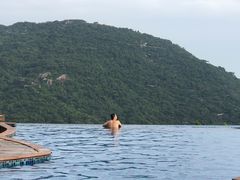-三亚亚龙湾人间天堂鸟巢度假村